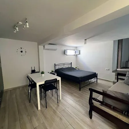 Charming Getaway In The Heart Of Emporio Santorini Emporio (Santorini)