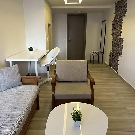 Apartment Charming Getaway In The Heart Of Emporio Santorini